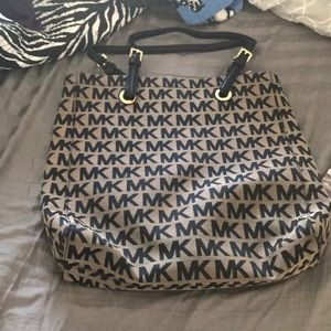 Michael Kors purse